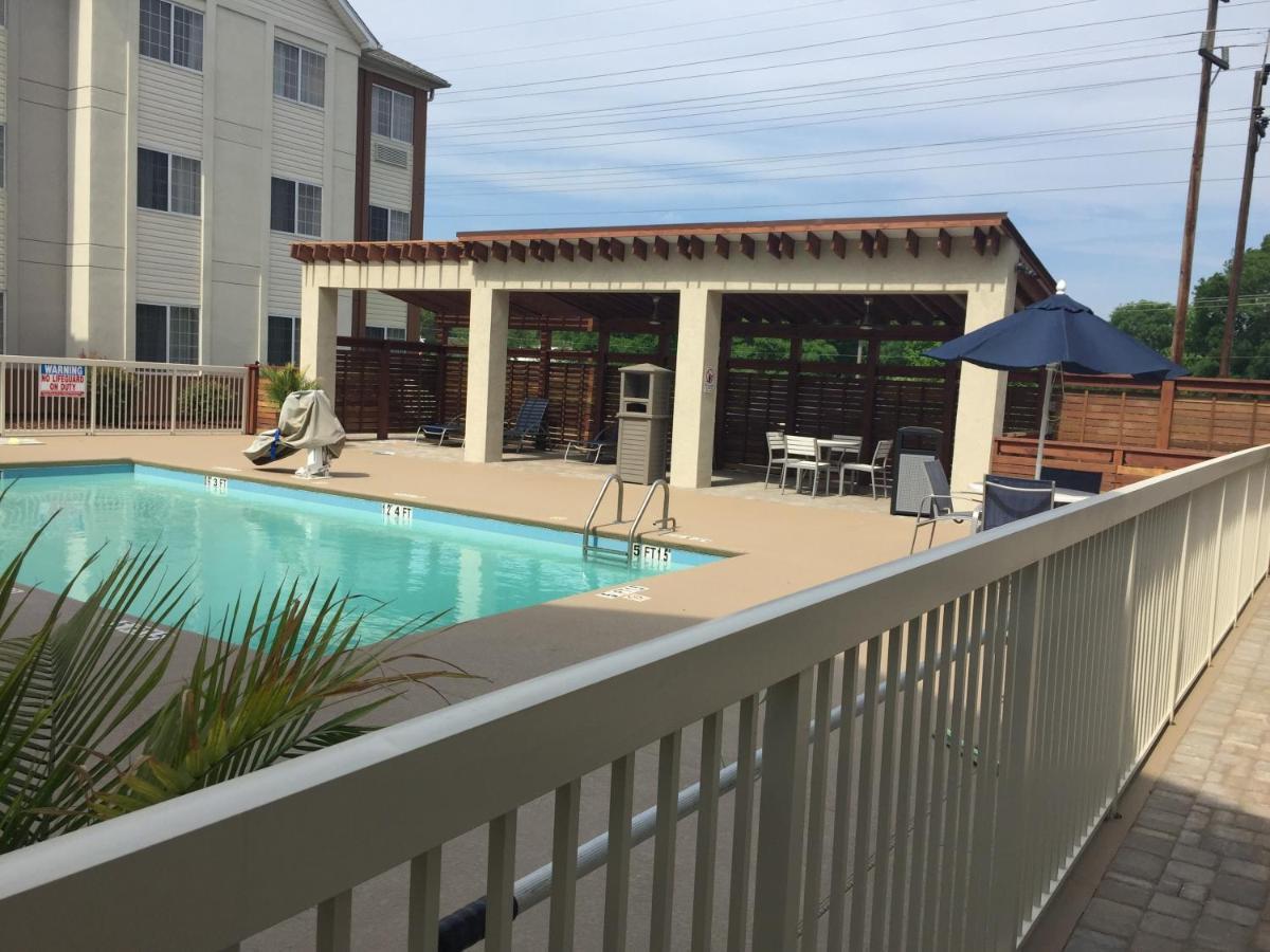 Candlewood Suites - Charlotte - Arrowood By Ihg Dış mekan fotoğraf